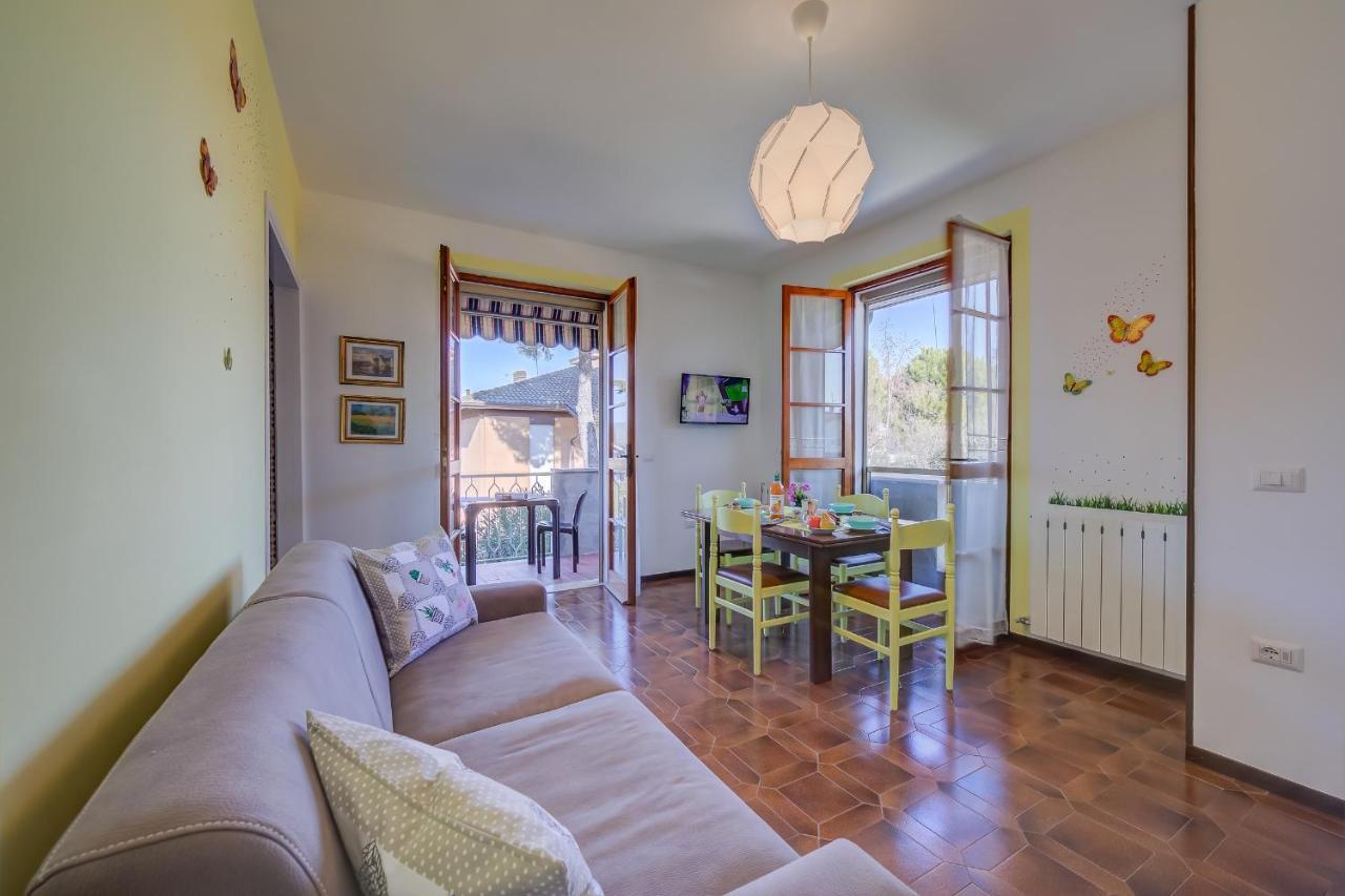 Villa Fiorita Apartments - Happy Rentals シルミオーネ エクステリア 写真